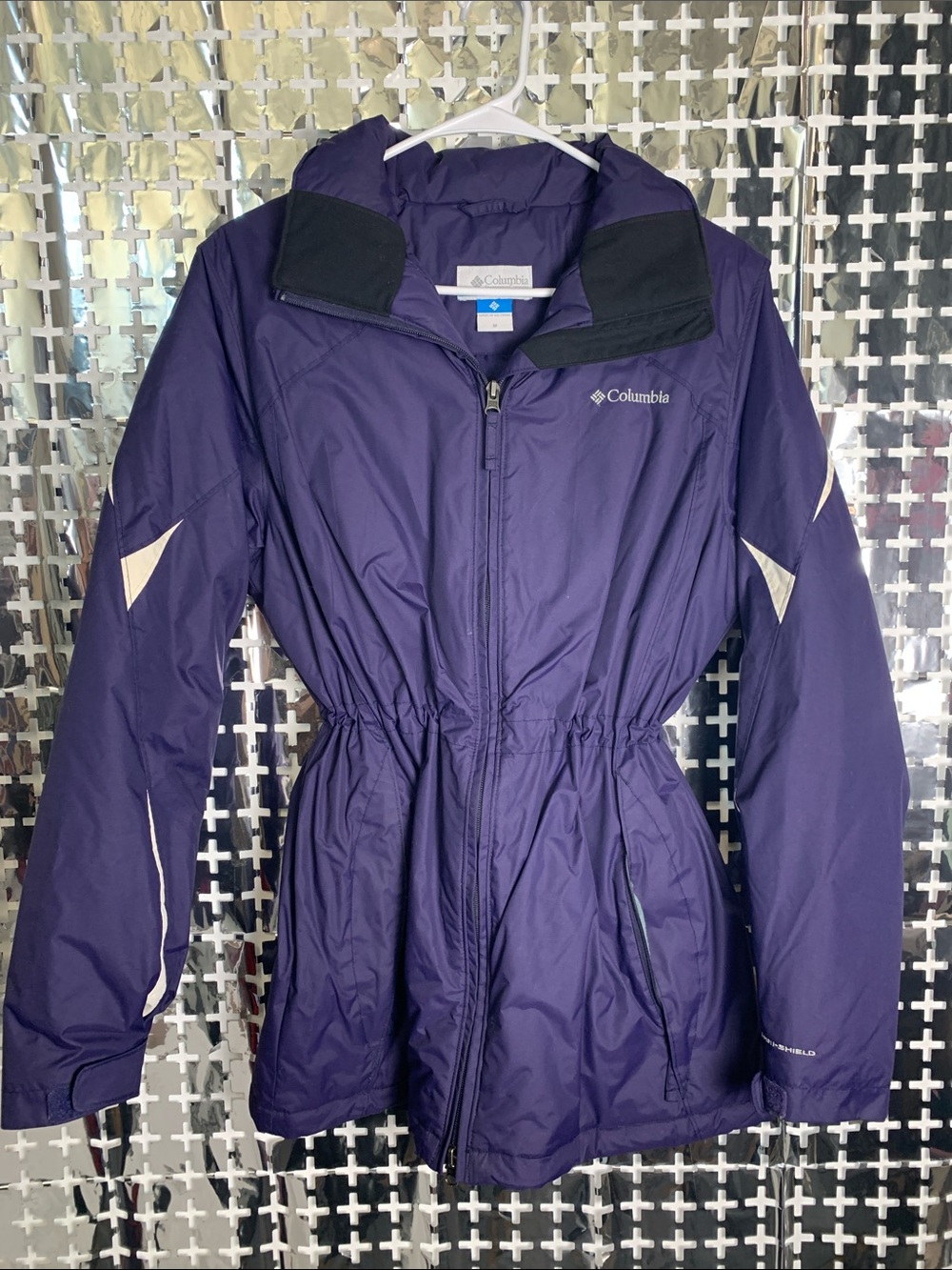 Columbia Purple Hooded Ski Jacket with Cream Accents